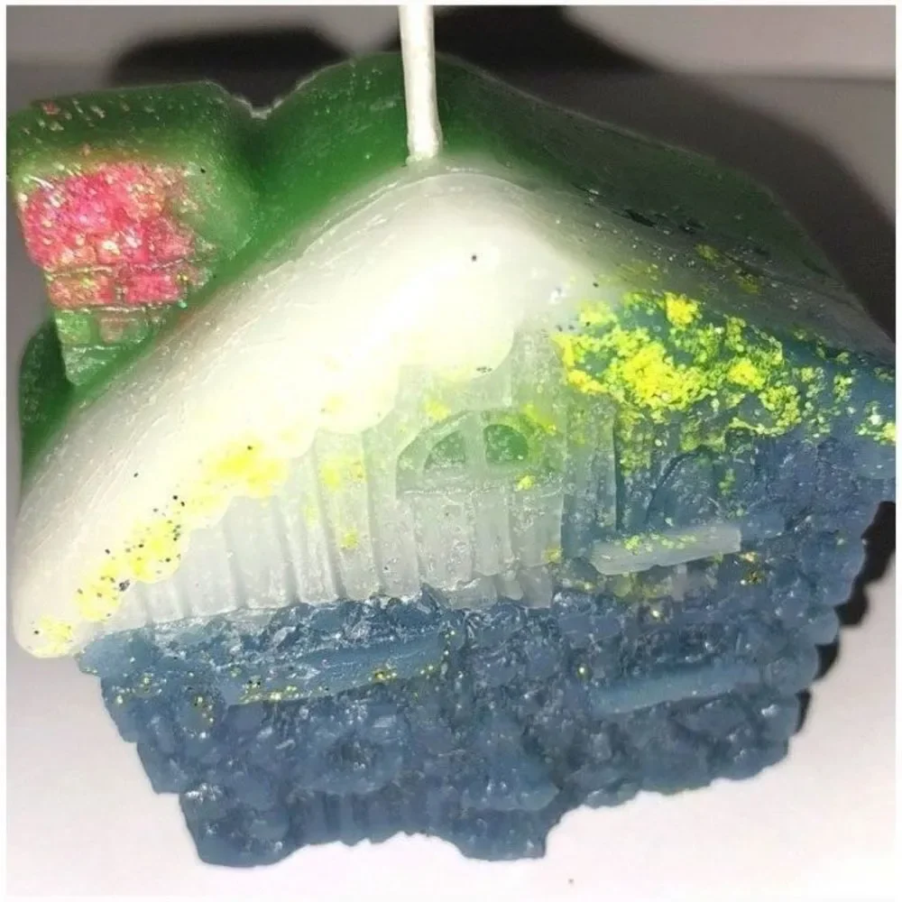Hand crafted limited edition Gingerbread house candle